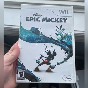 CIB WII Epic Mickey Game